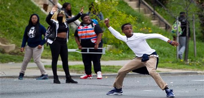 street-riots-in-baltimore-cover-702x336