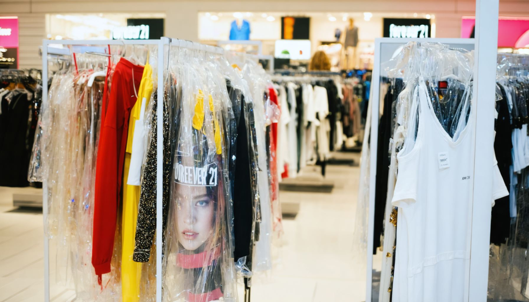 End of an Era: Forever 21 Topples Amidst Fierce Fast-Fashion Competition